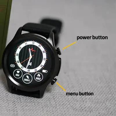 Pressing the side button to power the Aptofit Smart Watch on